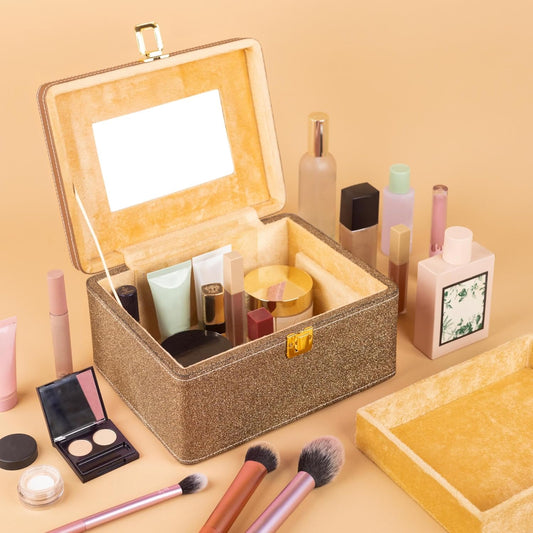 Makeup Box - Vanity Box for Women Bridal - Cosmetic Box Organiser, Durable, Stylish Finish for Home or Travel, Large Capacity Beauty Case for Brushes, Lipsticks & Skincare, Gold
