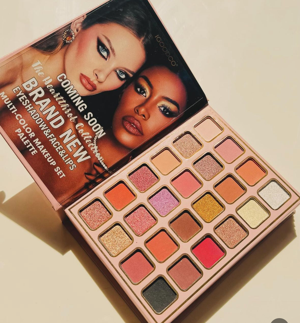 GlamLuxe ALL IN ONE Makeup Book Palette