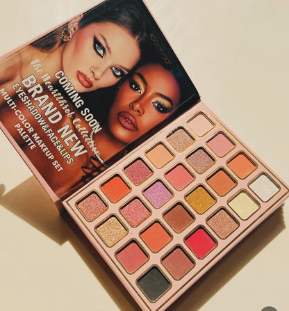 GlamLuxe ALL IN ONE Makeup Book Palette